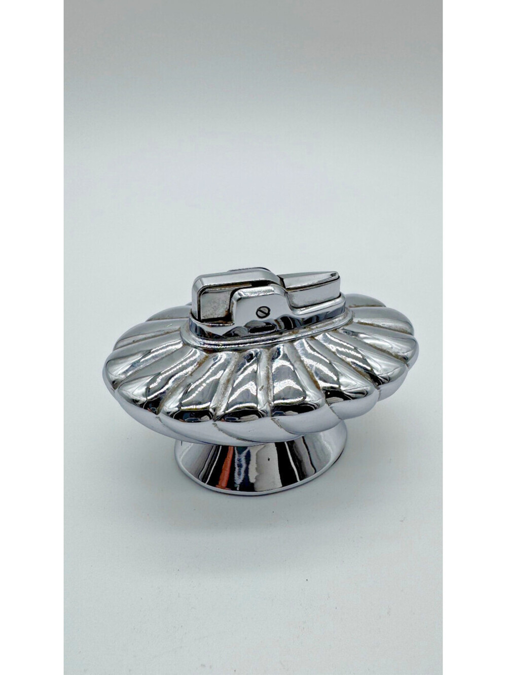 Vintage Ronson Regal Table Lighter SPARKS Art Deco Swirl Pedestal 1930s 1940s